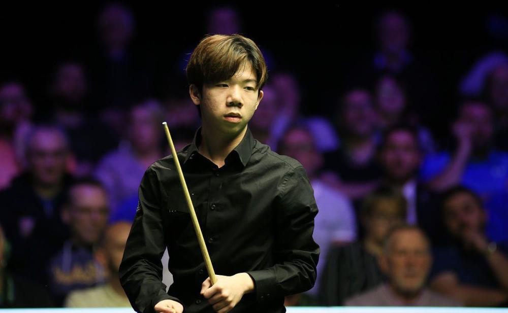 裂对手防线 裂对手防线