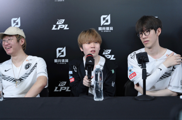 杨扬将分别 杨扬将分别